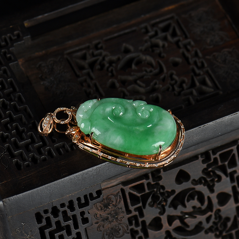 翡翠如意吊坠-红掌柜