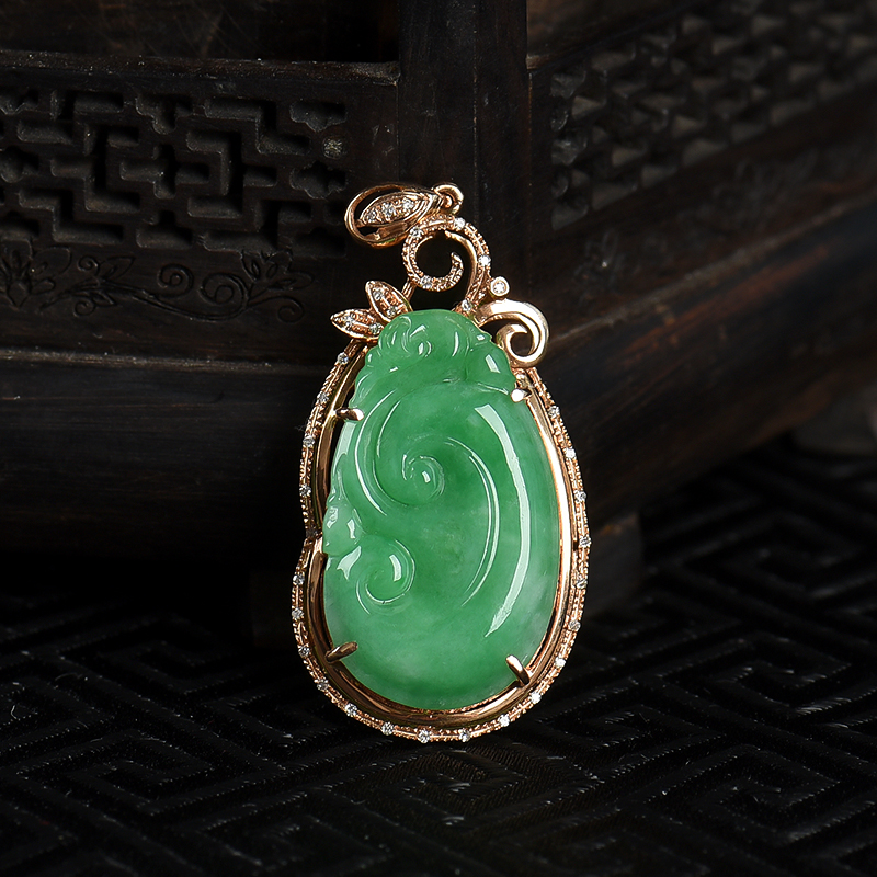 18K豆种豆绿翡翠如意吊坠-红掌柜
