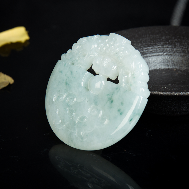 糯种飘花翡翠吊坠-红掌柜