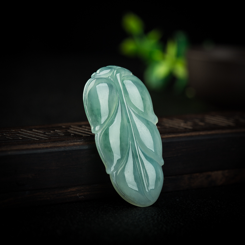 天然糯冰种飘花翡翠金枝玉叶吊坠-红掌柜