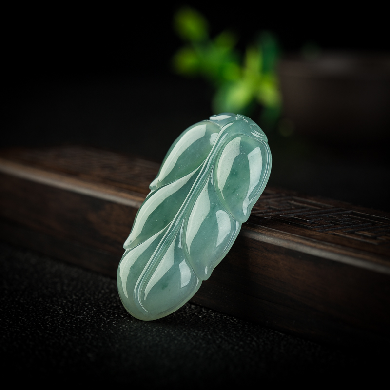 缅甸糯冰种飘花翡翠金枝玉叶吊坠-红掌柜