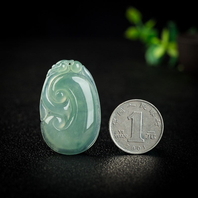 糯冰种翡翠如意吊坠-红掌柜