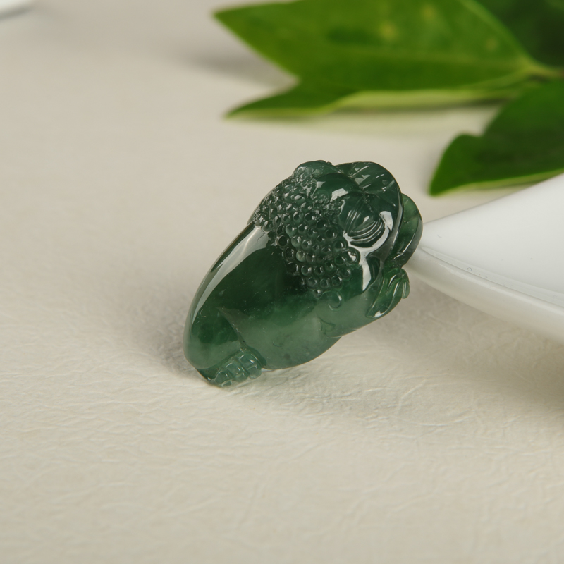 缅甸糯种暗绿翡翠招财进宝吊坠-红掌柜