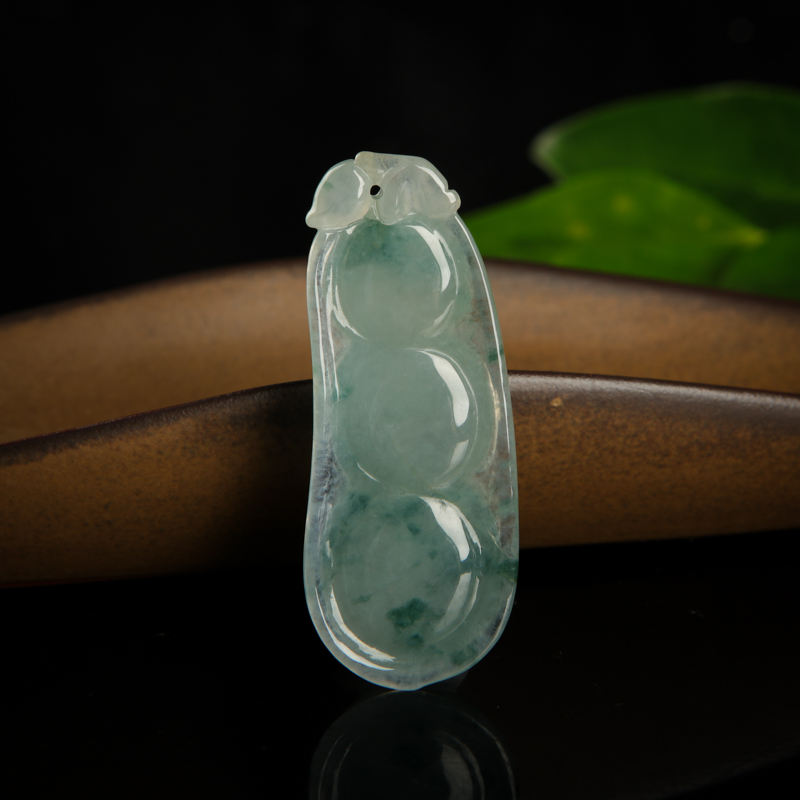缅甸天然飘花翡翠连中三元吊坠-红掌柜