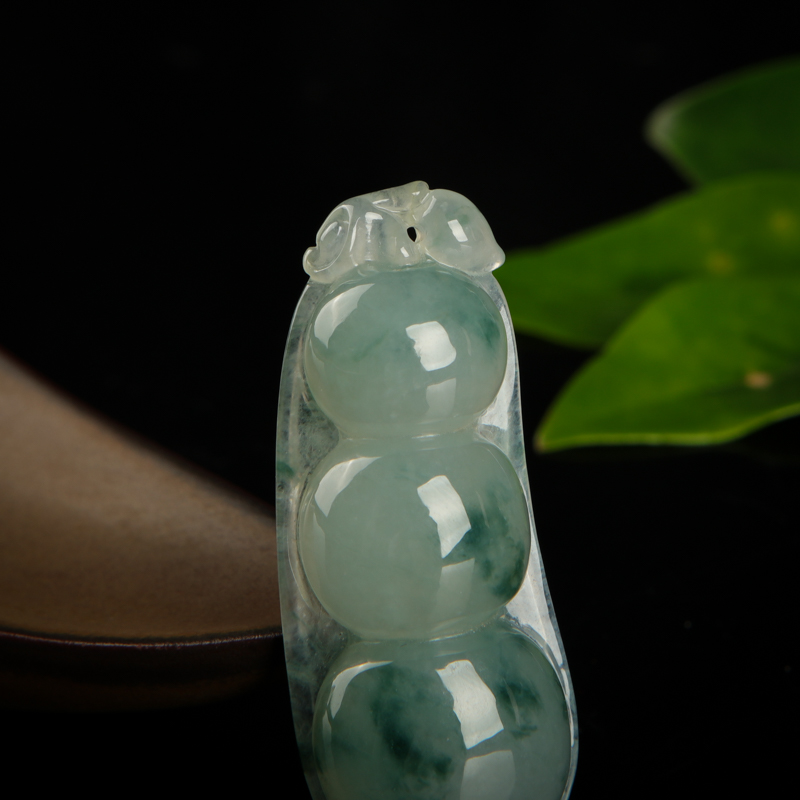 缅甸天然糯种飘花翡翠吊坠-红掌柜