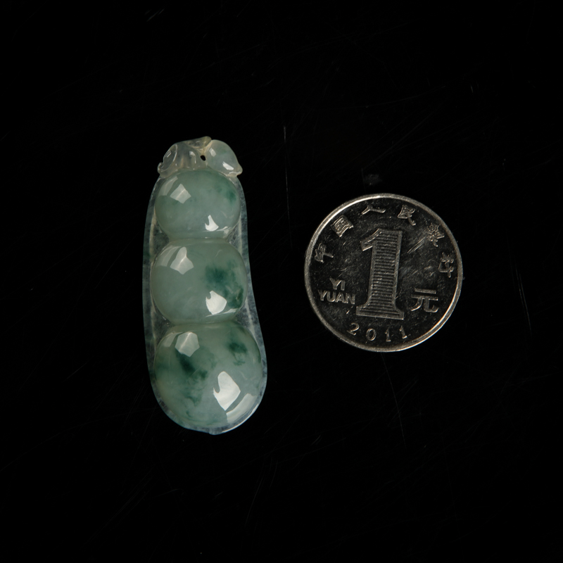 糯种飘花翡翠吊坠-红掌柜