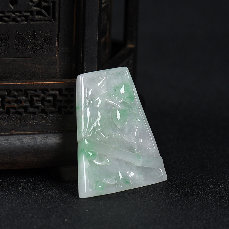 天然糯种飘翠翡翠喜上枝头吊坠-红掌柜