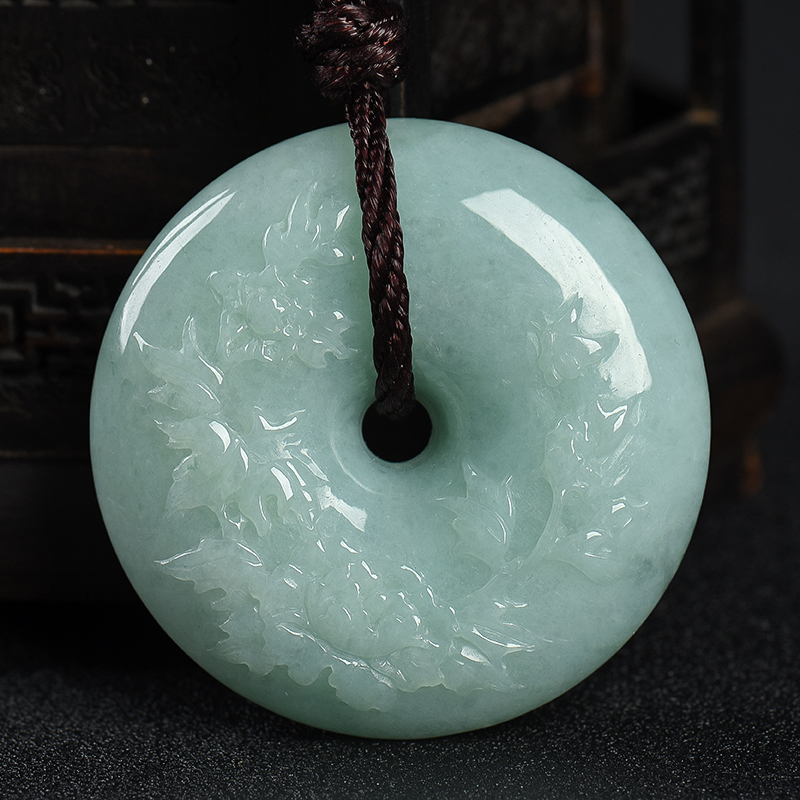 缅甸天然糯种浅绿翡翠吊坠-红掌柜