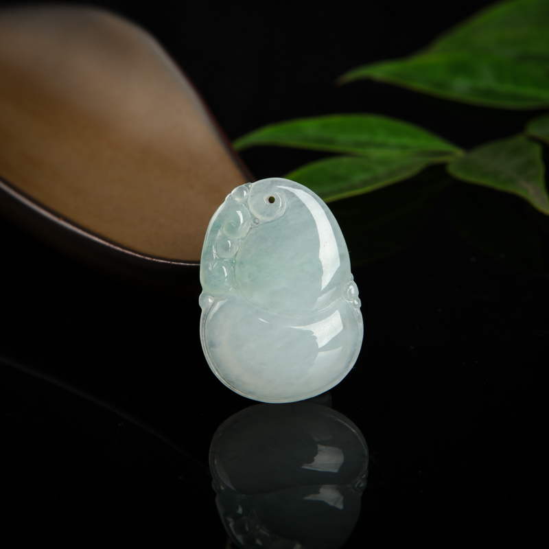 糯种飘花翡翠葫芦吊坠-红掌柜