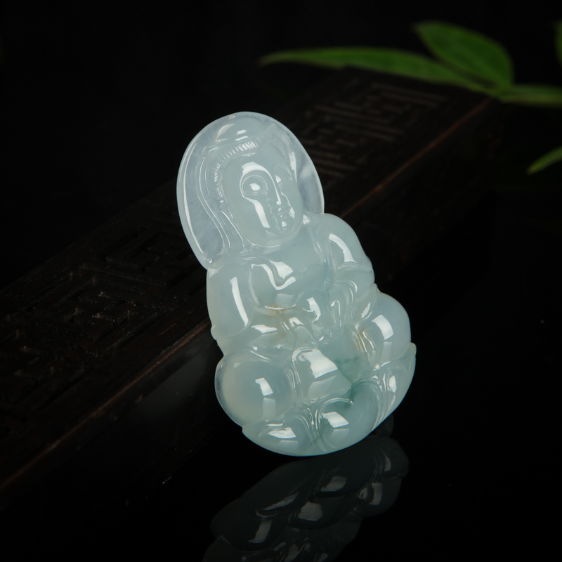 飘花翡翠观音吊坠-红掌柜