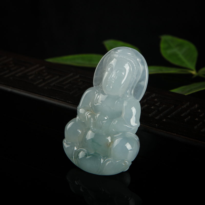 糯冰种翡翠观音吊坠-红掌柜