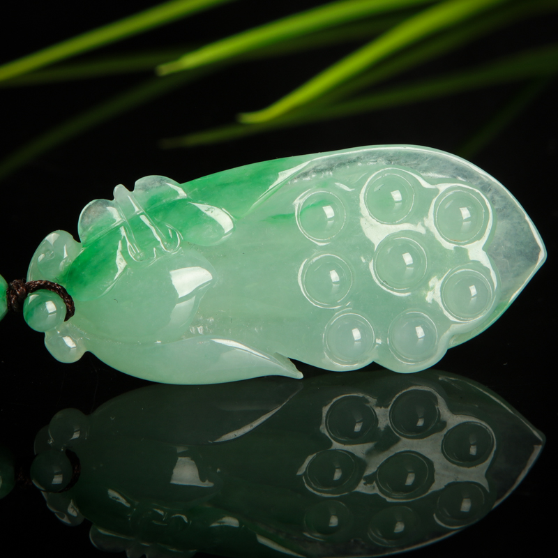 缅甸天然糯种飘翠翡翠吊坠-红掌柜