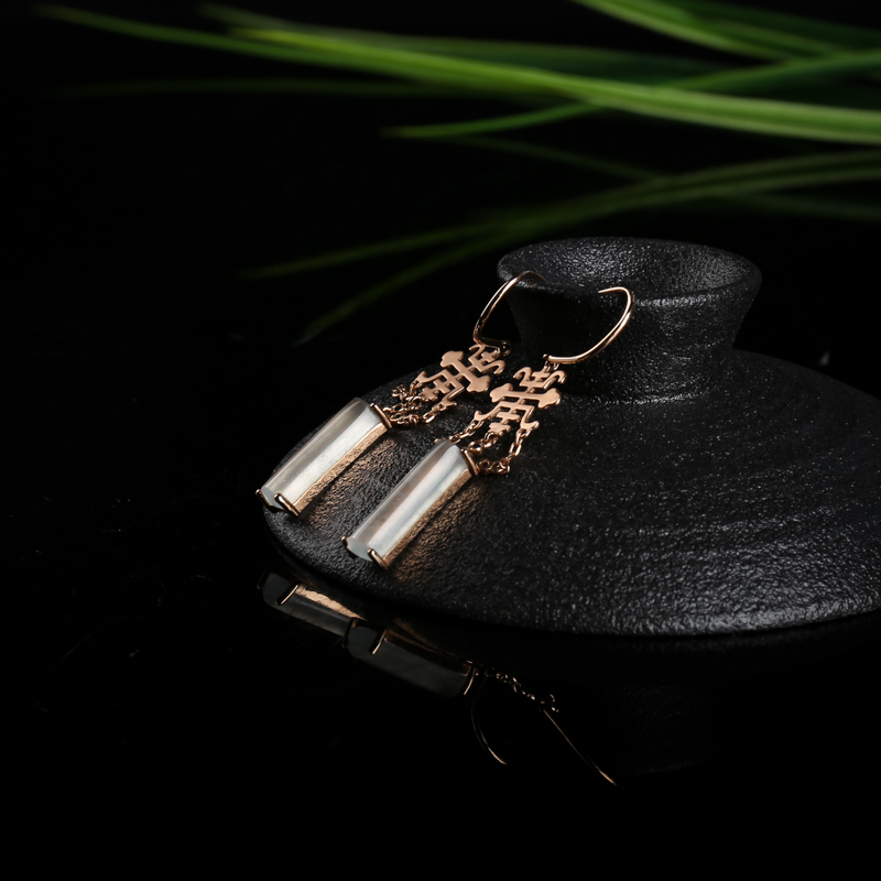 天然糯冰种翡翠寿字耳坠-红掌柜