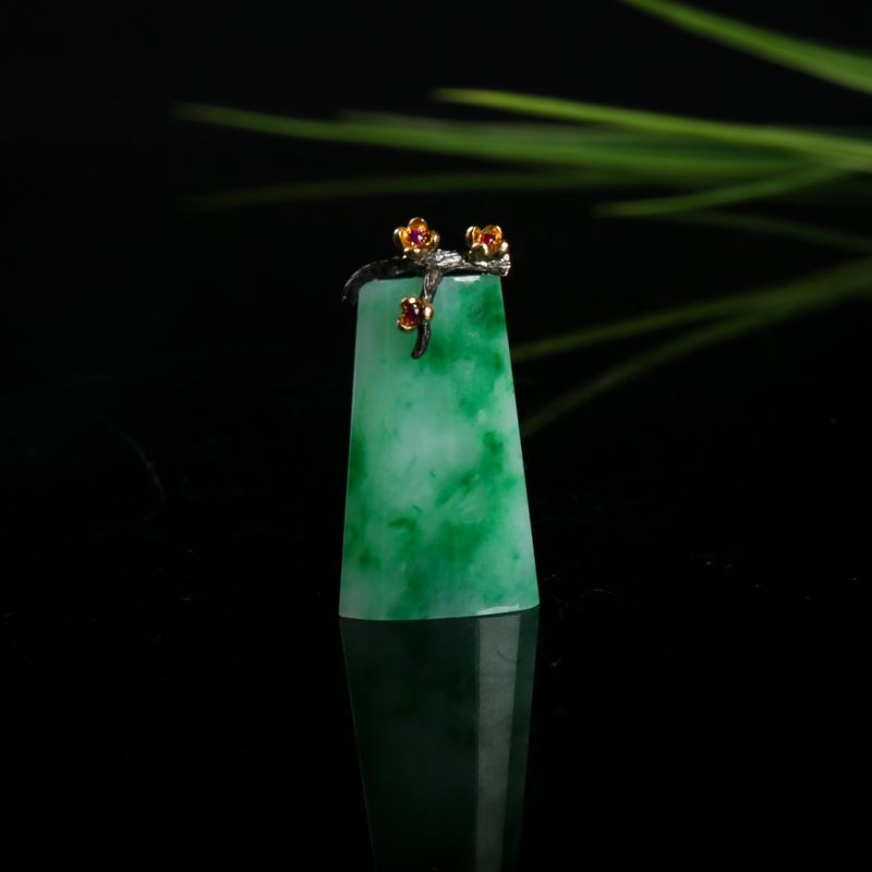 18K糯种飘翠翡翠无事牌吊坠-红掌柜