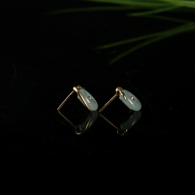 18K翡翠蜗牛耳钉-红掌柜