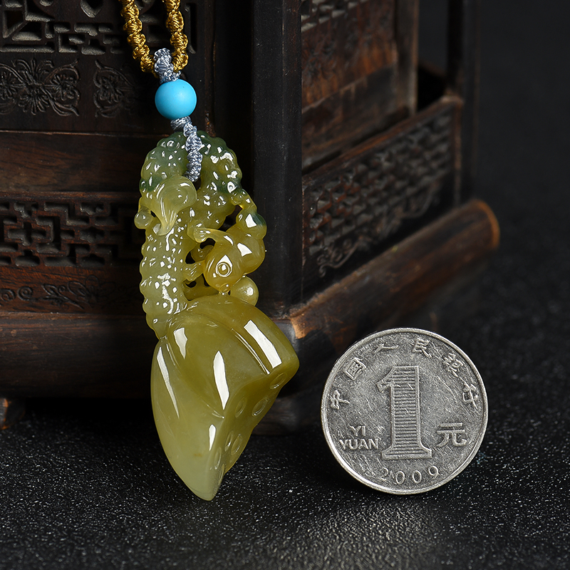 黄翡莲蓬吊坠-红掌柜