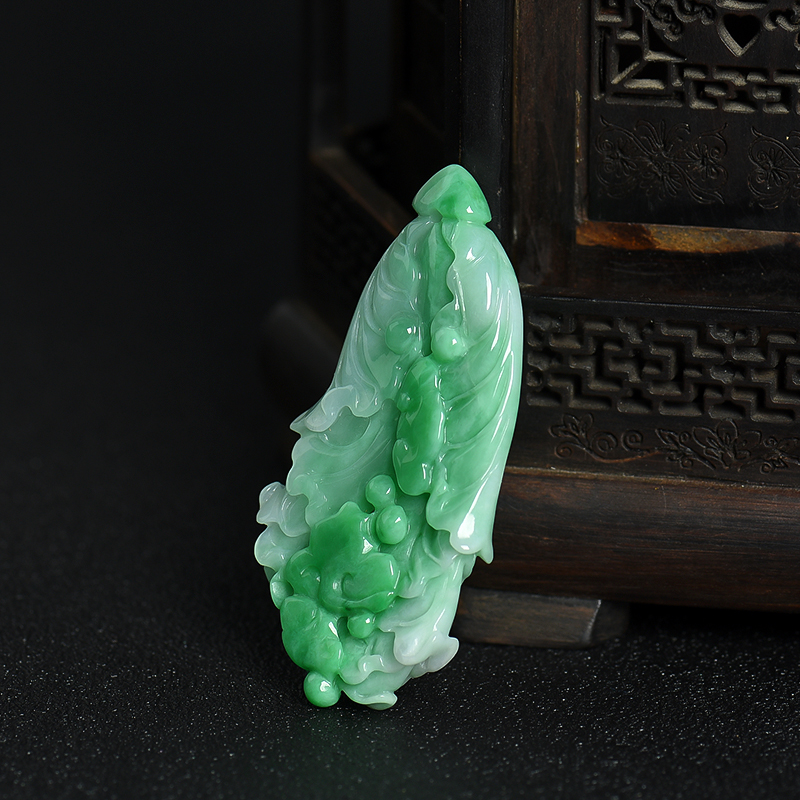 缅甸糯种飘翠翡翠白财吊坠-红掌柜