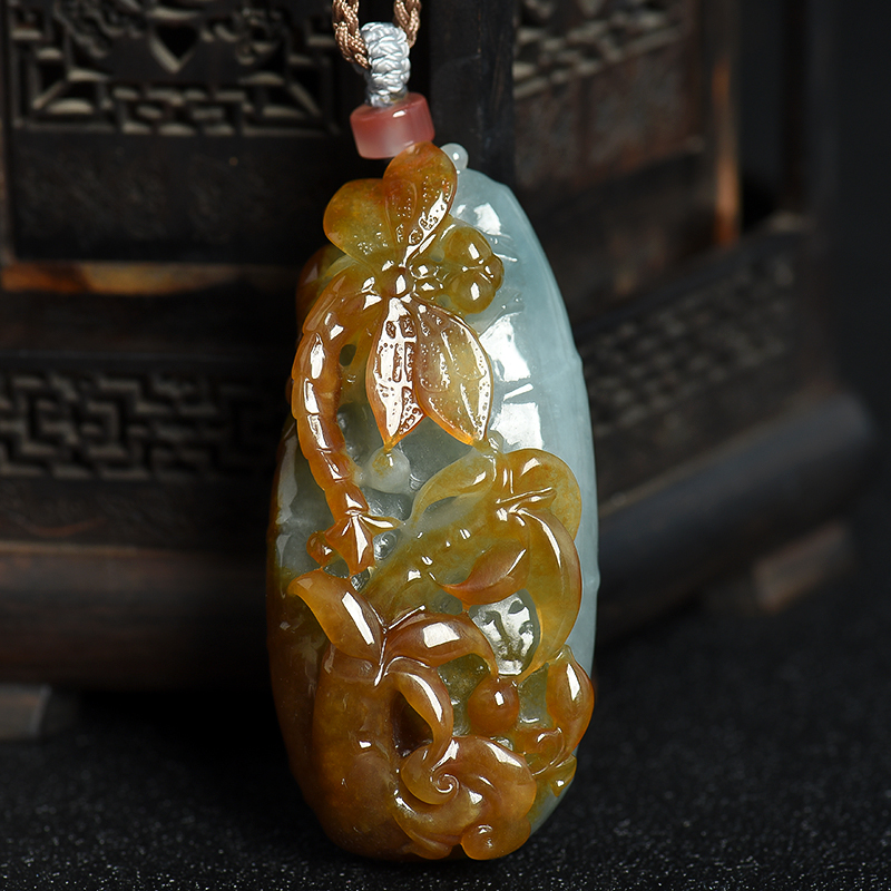 缅甸天然糯种俏色翡翠吊坠-红掌柜