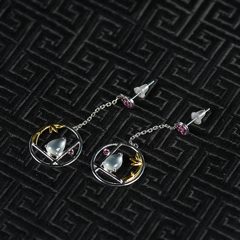 糯冰种翡翠耳坠-红掌柜