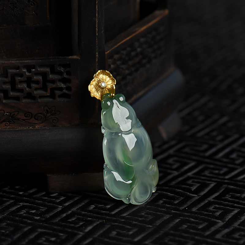 天然糯冰种飘翠翡翠金玉满堂吊坠-红掌柜