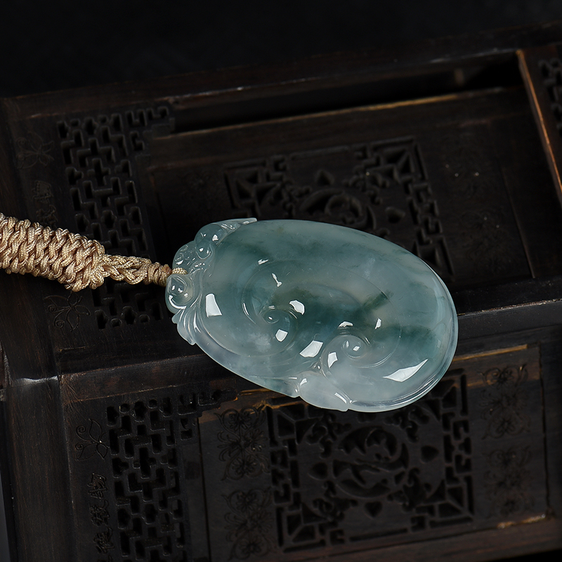 缅甸天然糯冰种翡翠如意吊坠-红掌柜