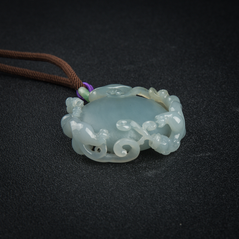 天然糯种翡翠双龙戏珠吊坠-红掌柜