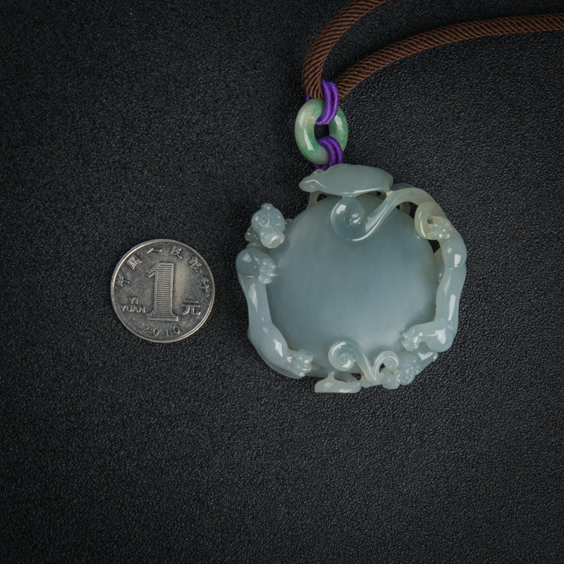 糯种翡翠双龙戏珠吊坠-红掌柜