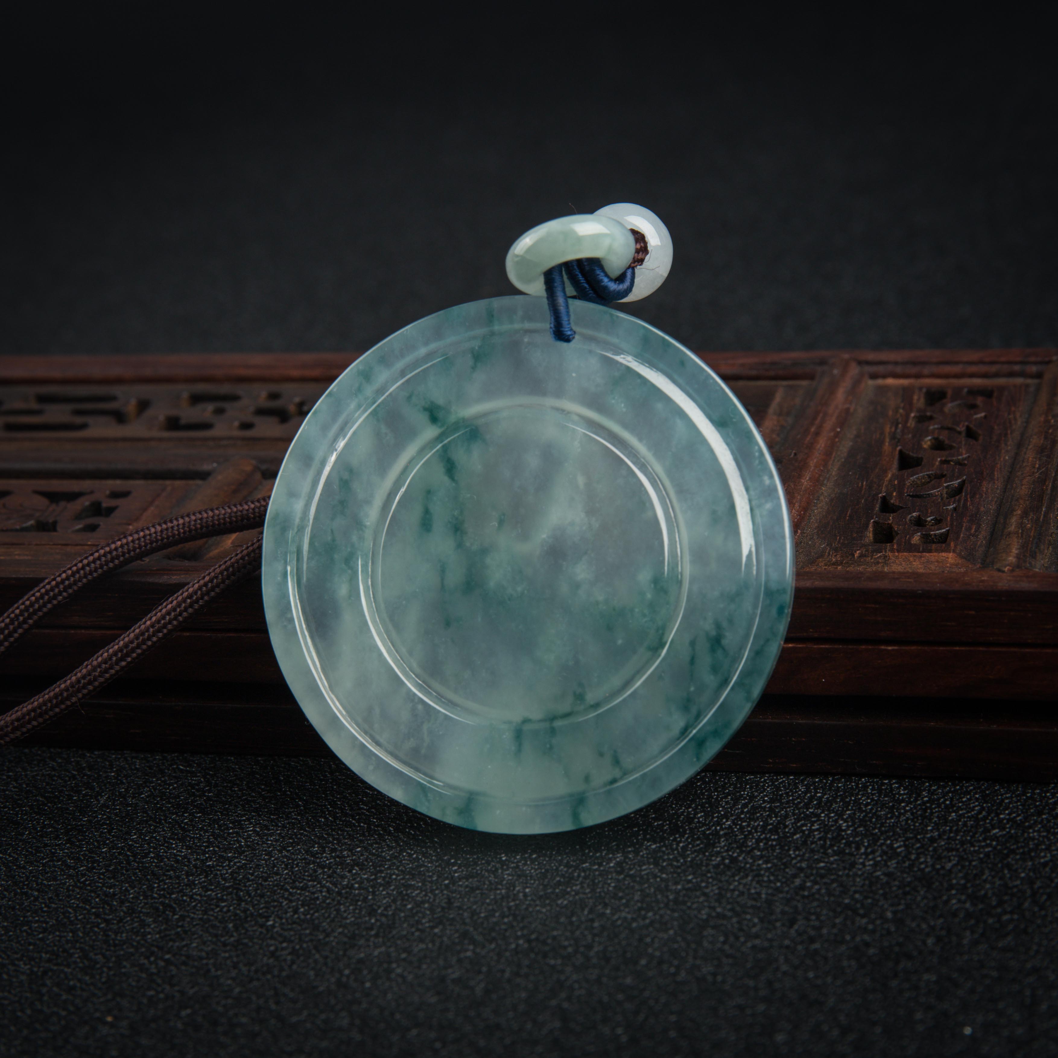 冰种飘花天然翡翠美女吊坠-红掌柜