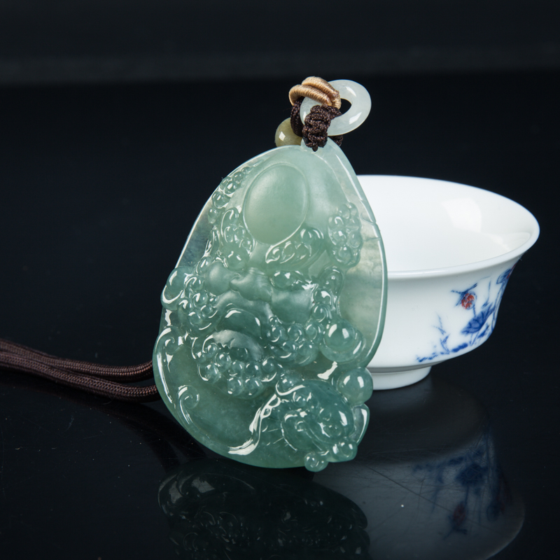 糯种翡翠达摩吊坠-红掌柜