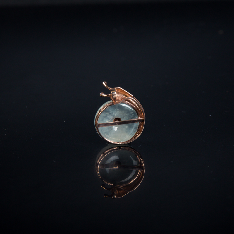 天然翡翠蜗牛吊坠-红掌柜