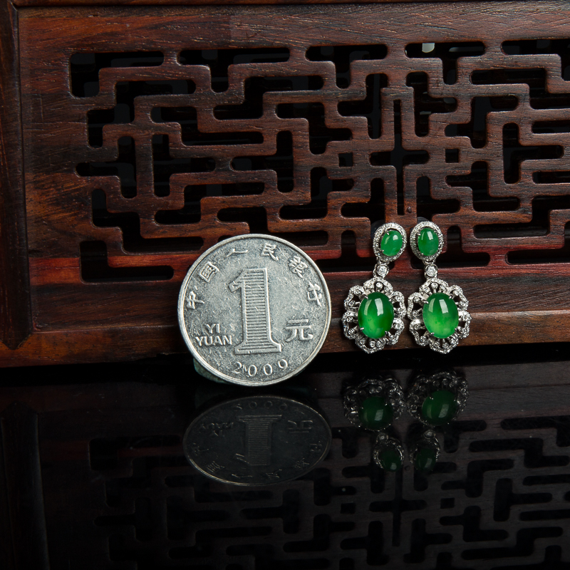 缅甸阳绿翡翠耳坠-红掌柜