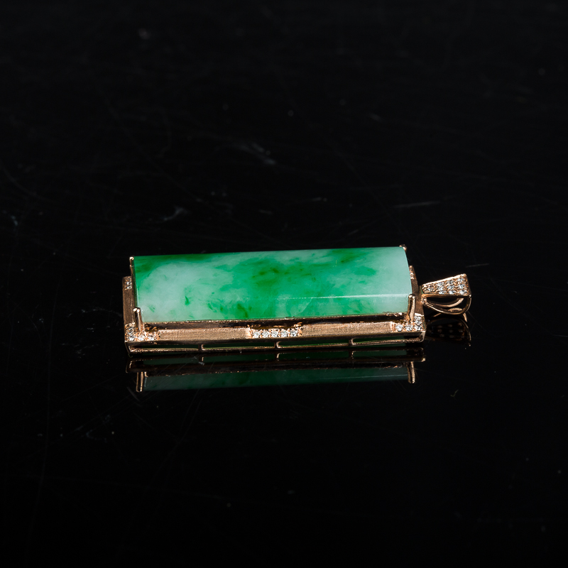 飘翠翡翠平安无事牌吊坠-红掌柜