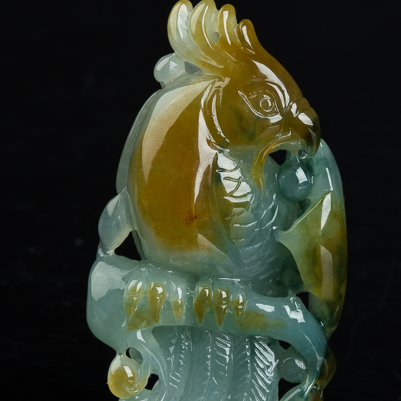 天然翡翠英明神武吊坠-红掌柜