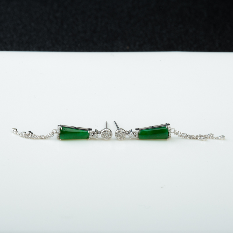 18K缅甸糯种翠绿翡翠随形耳坠-红掌柜