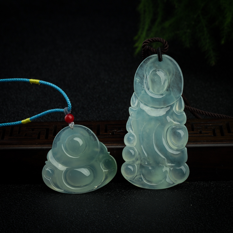 晴水翡翠观音吊坠-红掌柜