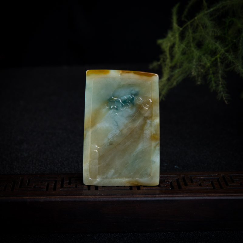 天然黄翡喜上眉梢吊坠-红掌柜