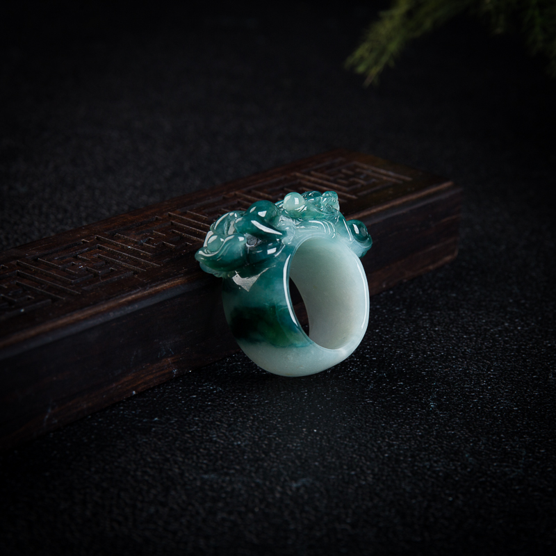 蓝绿翡翠貔貅戒指-红掌柜