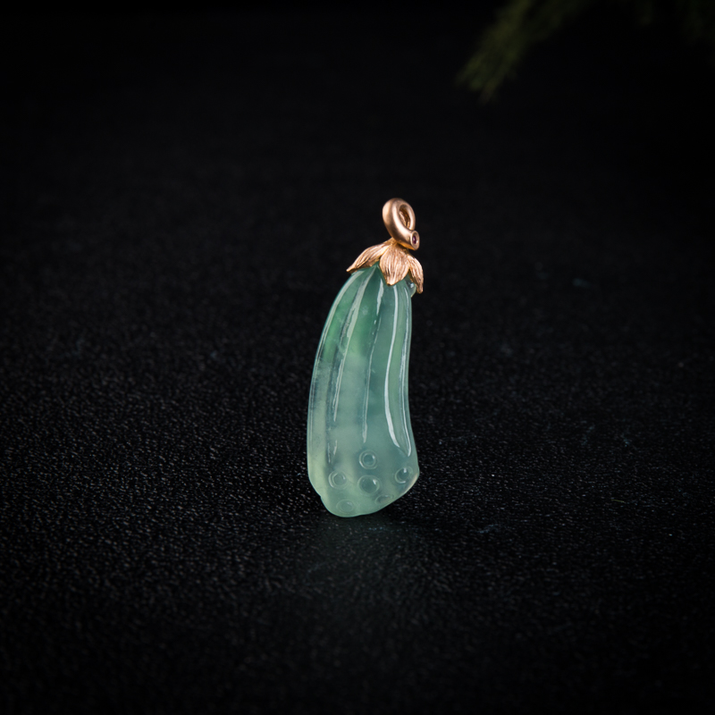 天然翡翠多子多福吊坠-红掌柜