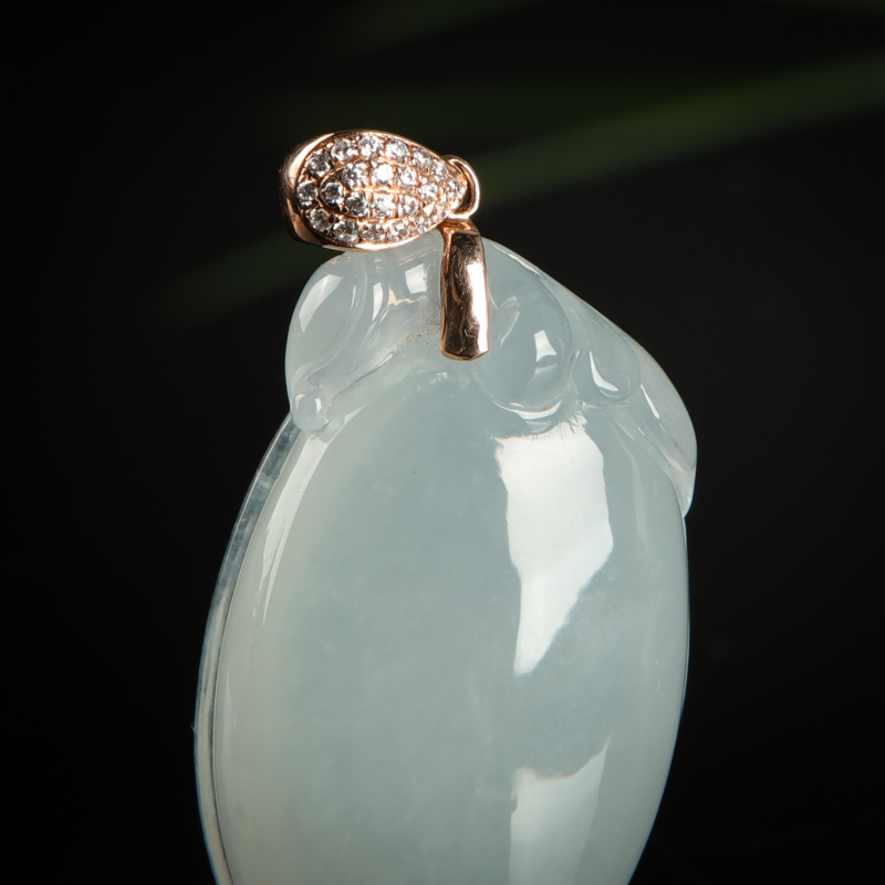 缅甸天然糯种白色翡翠吊坠-红掌柜