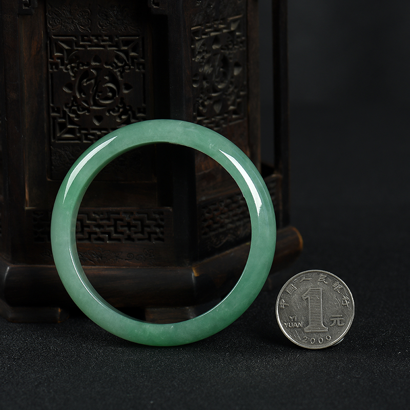天然豆种翡翠手镯-红掌柜