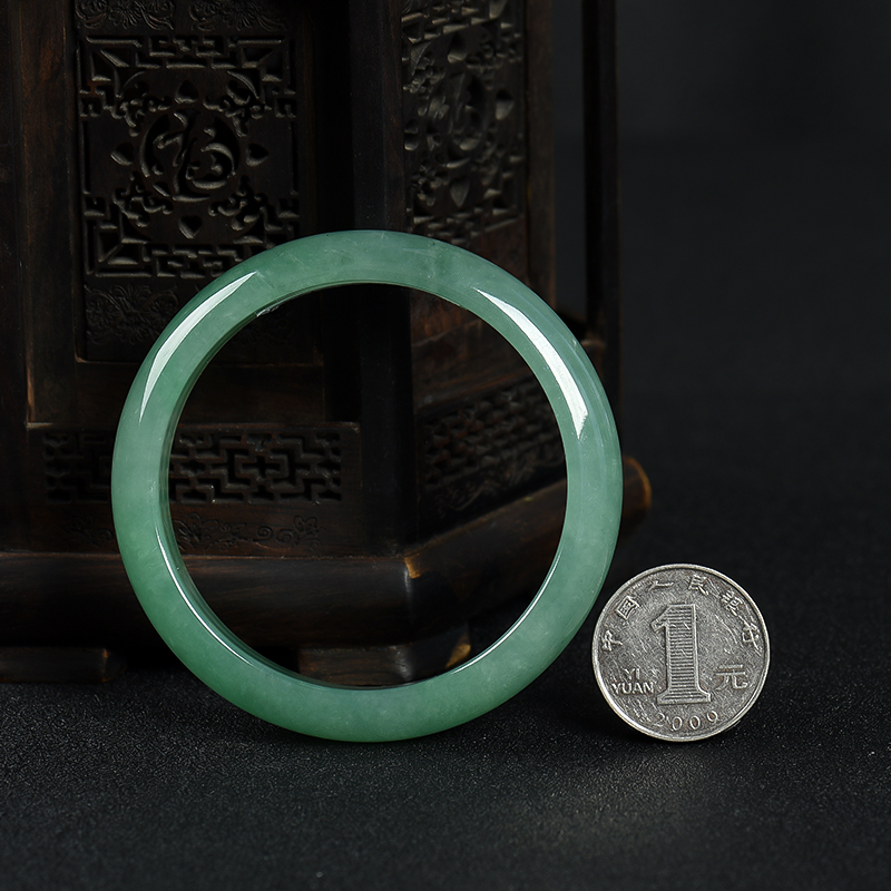 天然豆种翡翠手镯-红掌柜