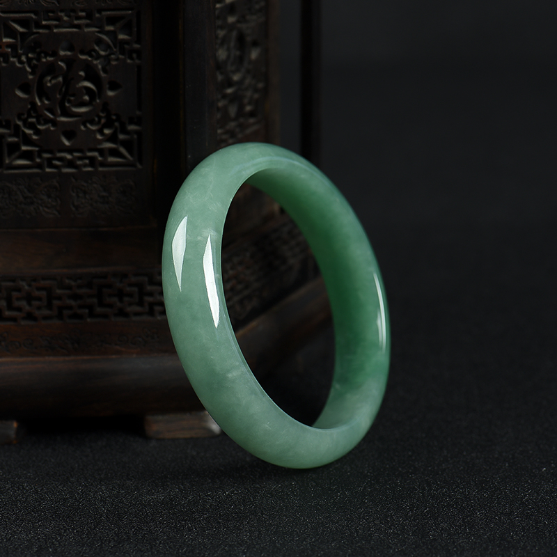 天然豆种豆绿翡翠手镯-红掌柜