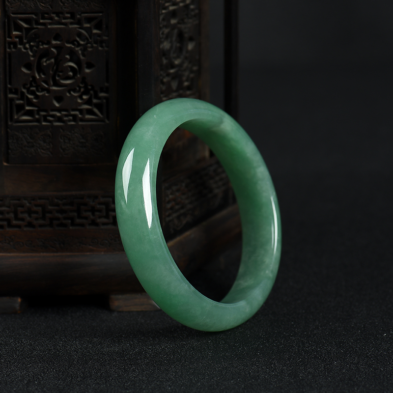 天然豆种豆绿翡翠手镯-红掌柜