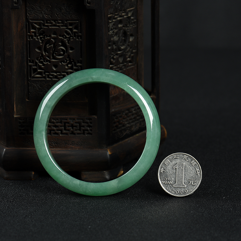 天然豆种翡翠手镯-红掌柜