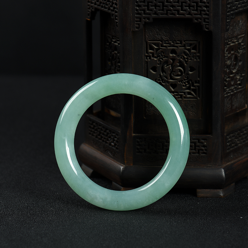 糯种翡翠圆镯-红掌柜