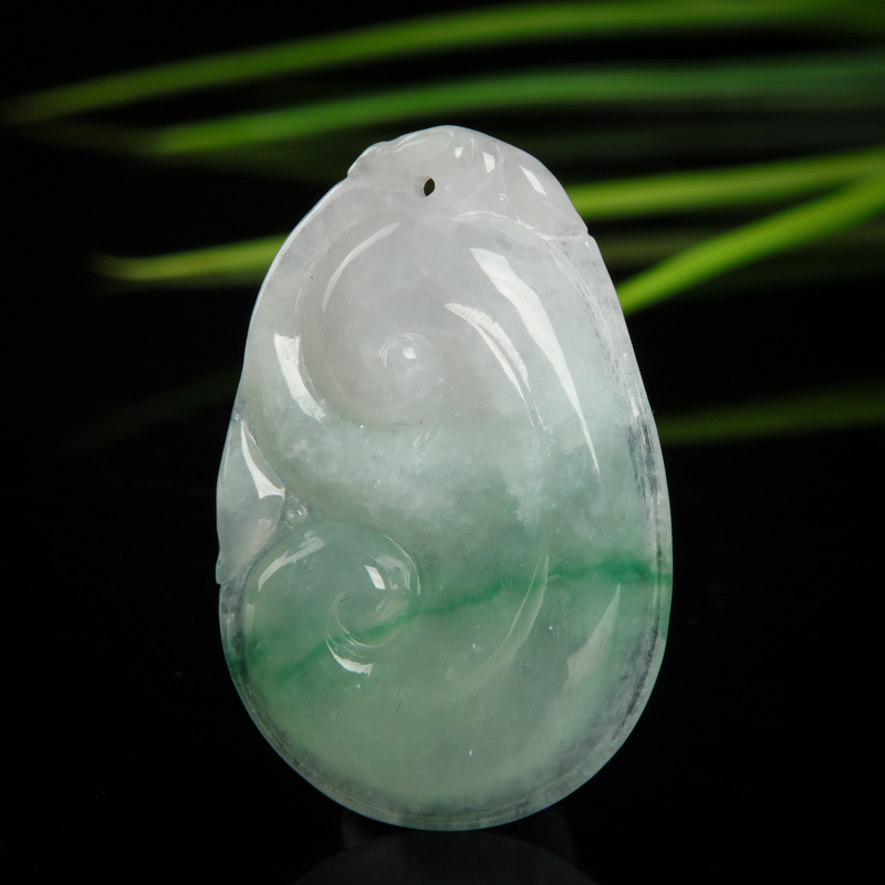 天然翡翠如意吊坠-红掌柜