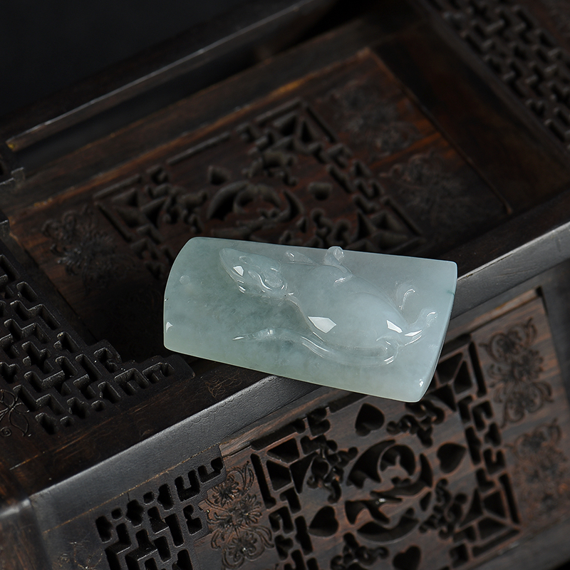 缅甸天然糯冰种翡翠子鼠吊坠-红掌柜