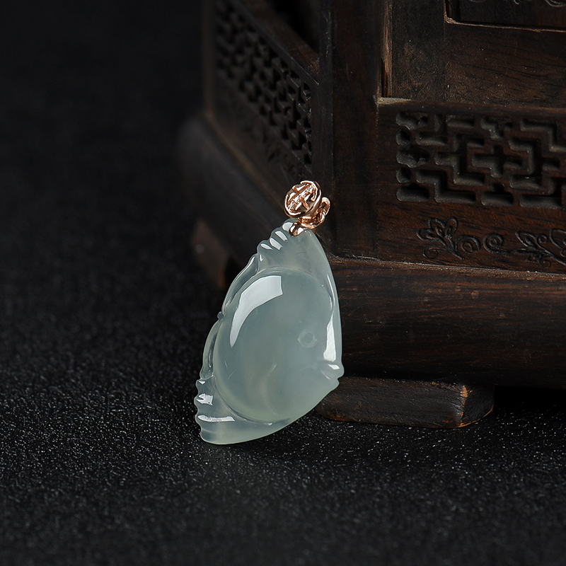 天然飘花翡翠金玉满堂吊坠-红掌柜