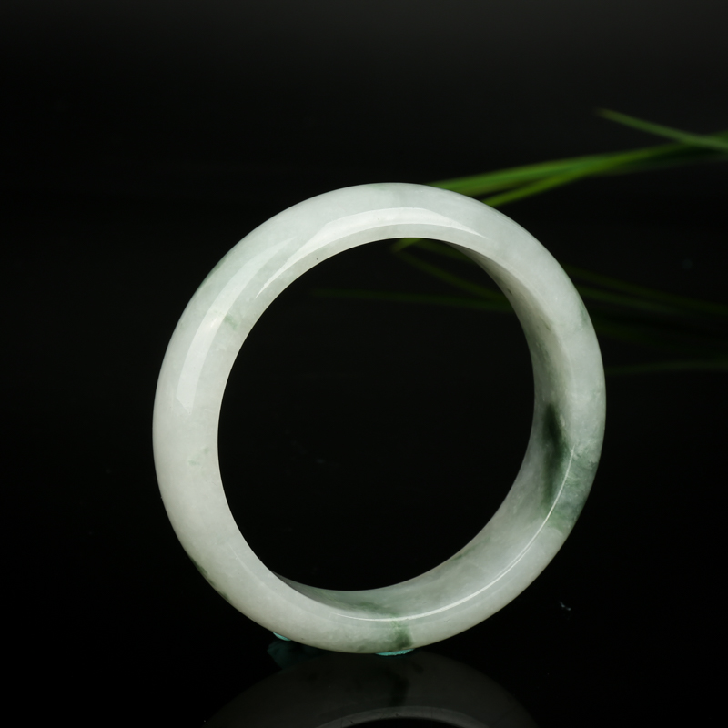 56mm豆种飘花翡翠手镯-红掌柜