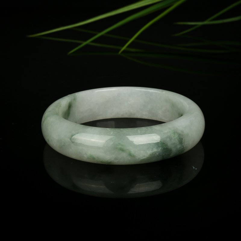 56mm飘花翡翠手镯-红掌柜